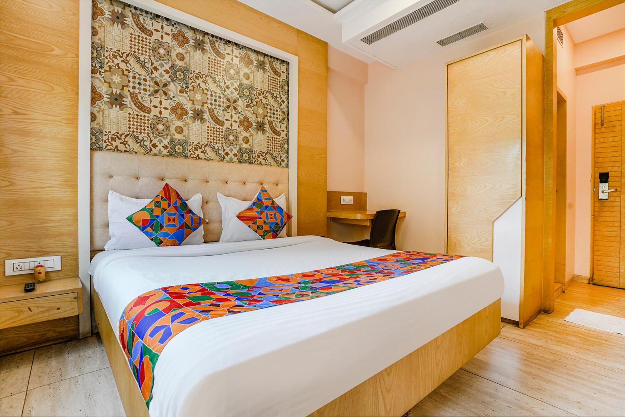Fabhotel Neelkamal - Chembur Bombaim Exterior foto