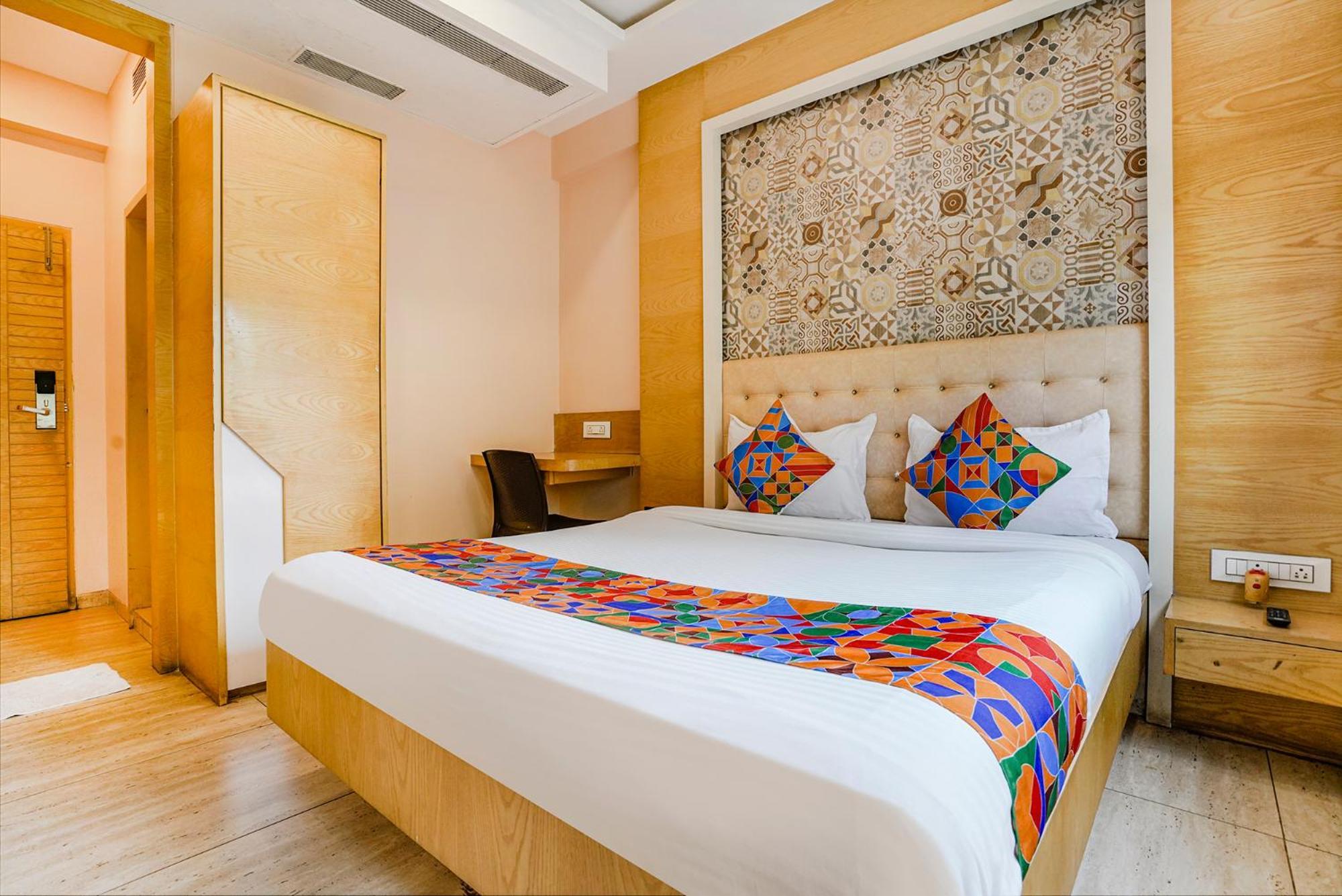 Fabhotel Neelkamal - Chembur Bombaim Exterior foto