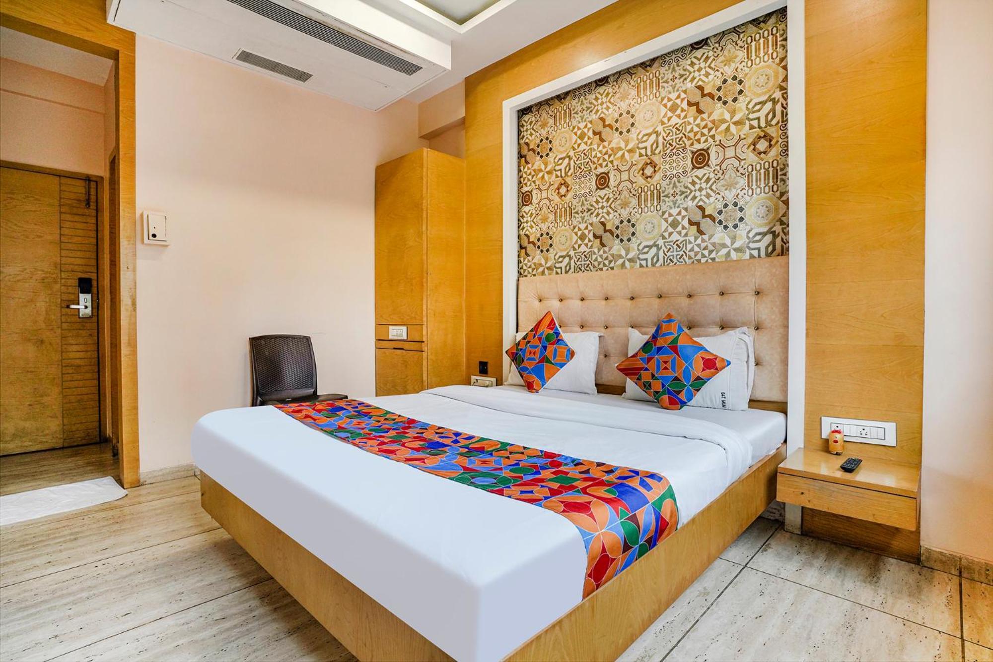 Fabhotel Neelkamal - Chembur Bombaim Exterior foto